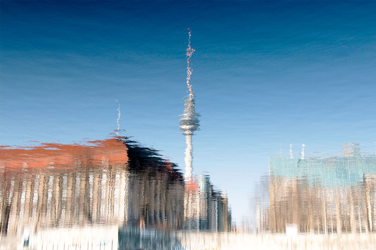 BERLIN ALS WASSERSPIEGELUNG, Serie 2022-2025